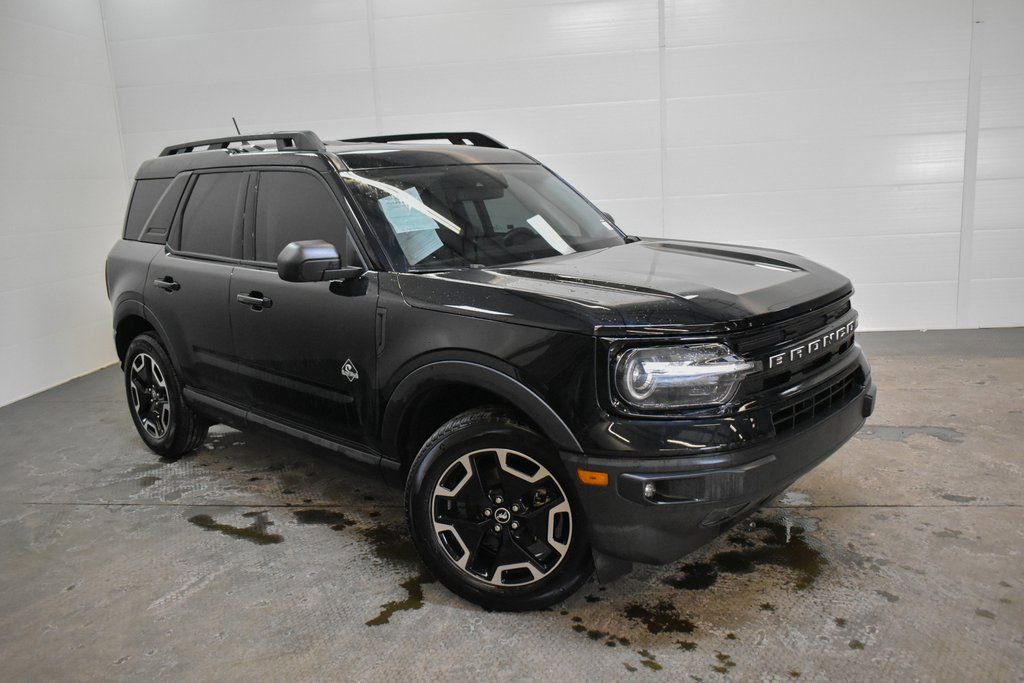 Used 2023 Ford Bronco Sport Outer Banks image 1
