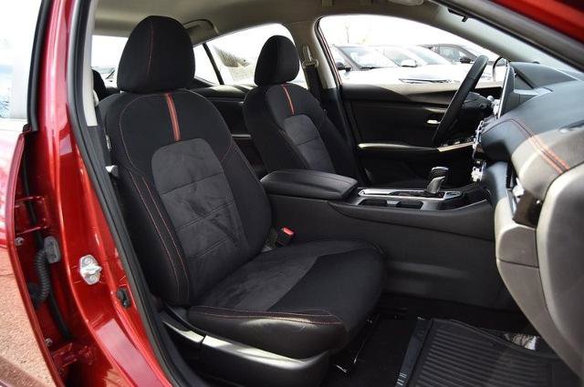 Certified 2025 Nissan Sentra SR image 20