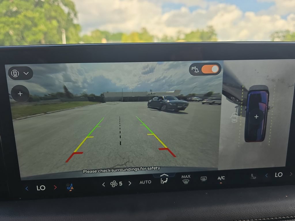 Used 2025 Lincoln Aviator 2WD image 19