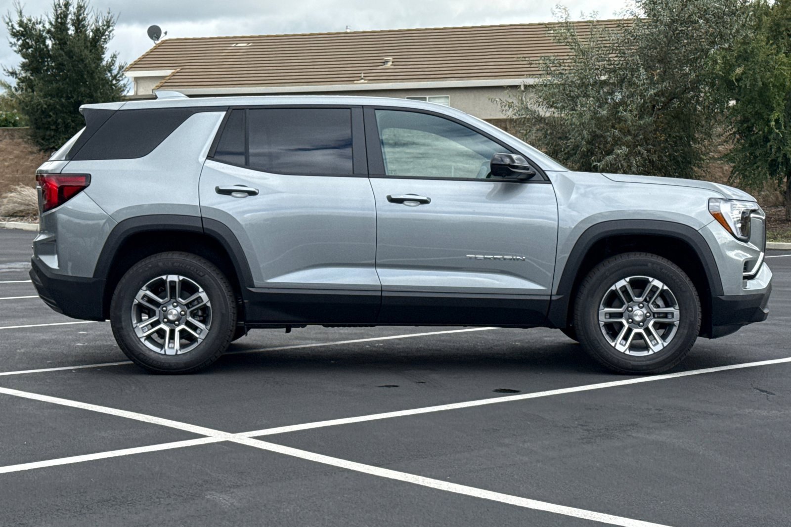 New 2026 GMC Terrain Elevation image 3