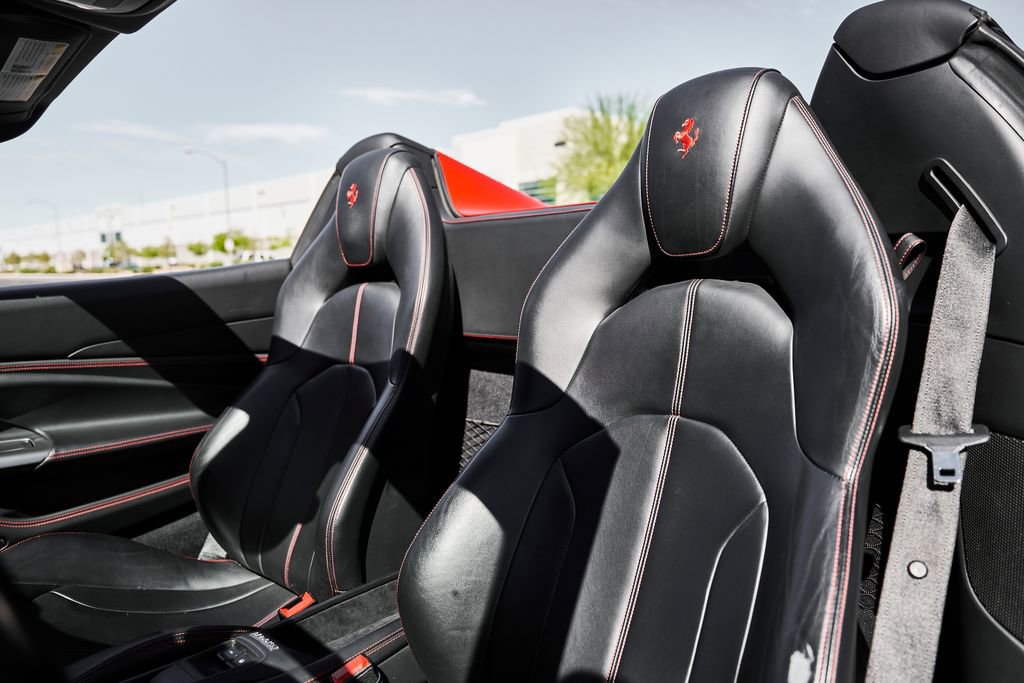 Used 2023 Ferrari F8 Tributo image 44