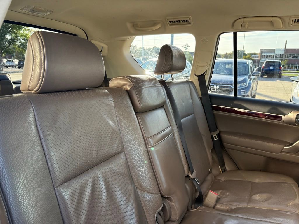 Used 2017 Lexus GX 460 Premium w/ Premium Package image 23