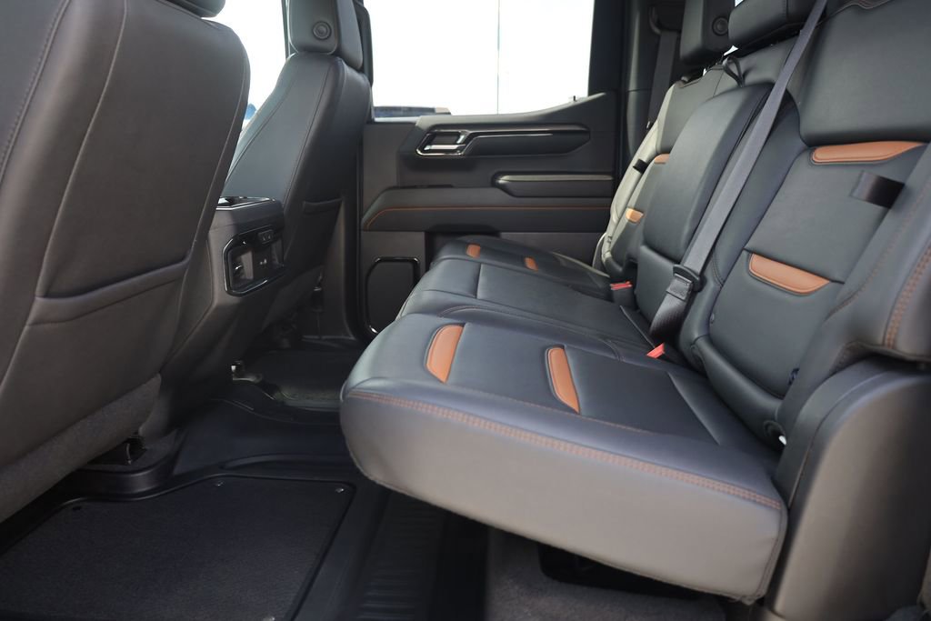 Used 2023 GMC Sierra 1500 AT4 w/ Technology Package image 17