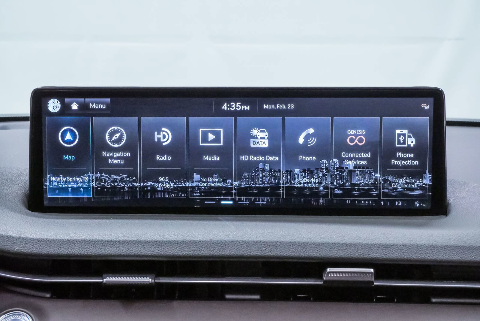 Certified 2023 Genesis GV70 2.5T Advanced w/ Advanced Package image 17