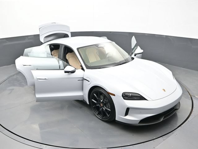 New 2026 Porsche Taycan RWD image 34