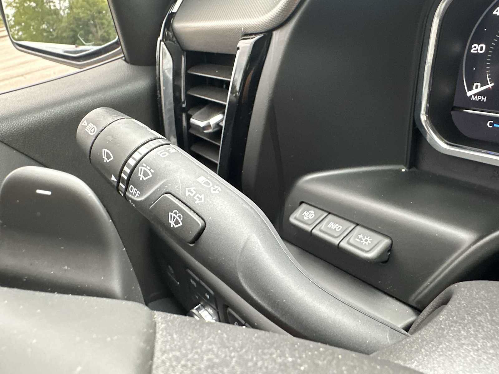 Certified 2025 GMC Sierra 1500 Denali w/ Denali Reserve Package AWD/4WD image 29