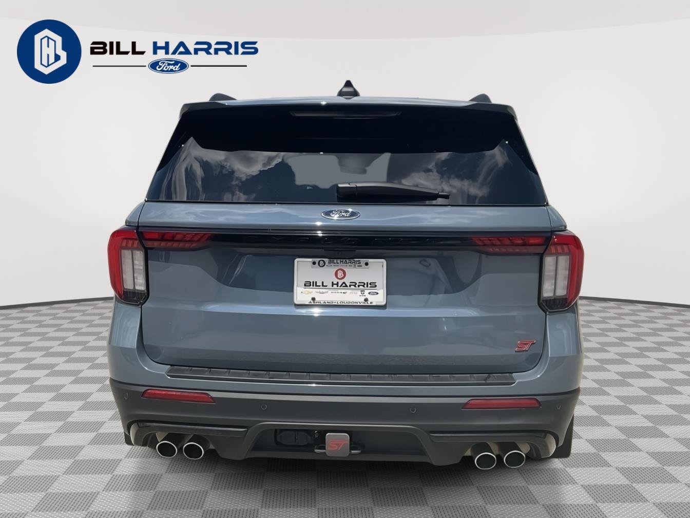 Used 2025 Ford Explorer ST AWD/4WD image 6