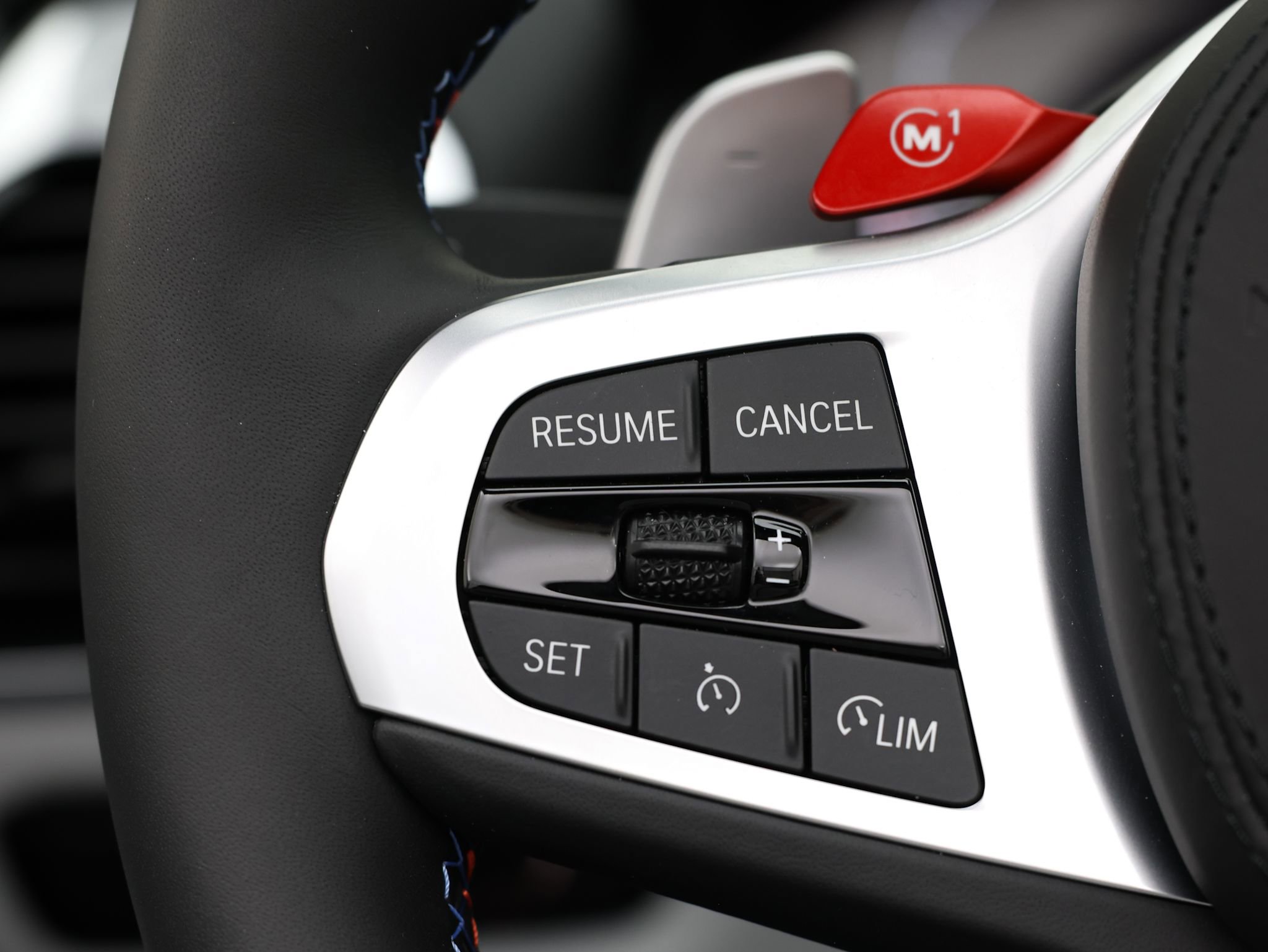 Used 2025 BMW M8 Competition w/ Driving Assistance Package image 33