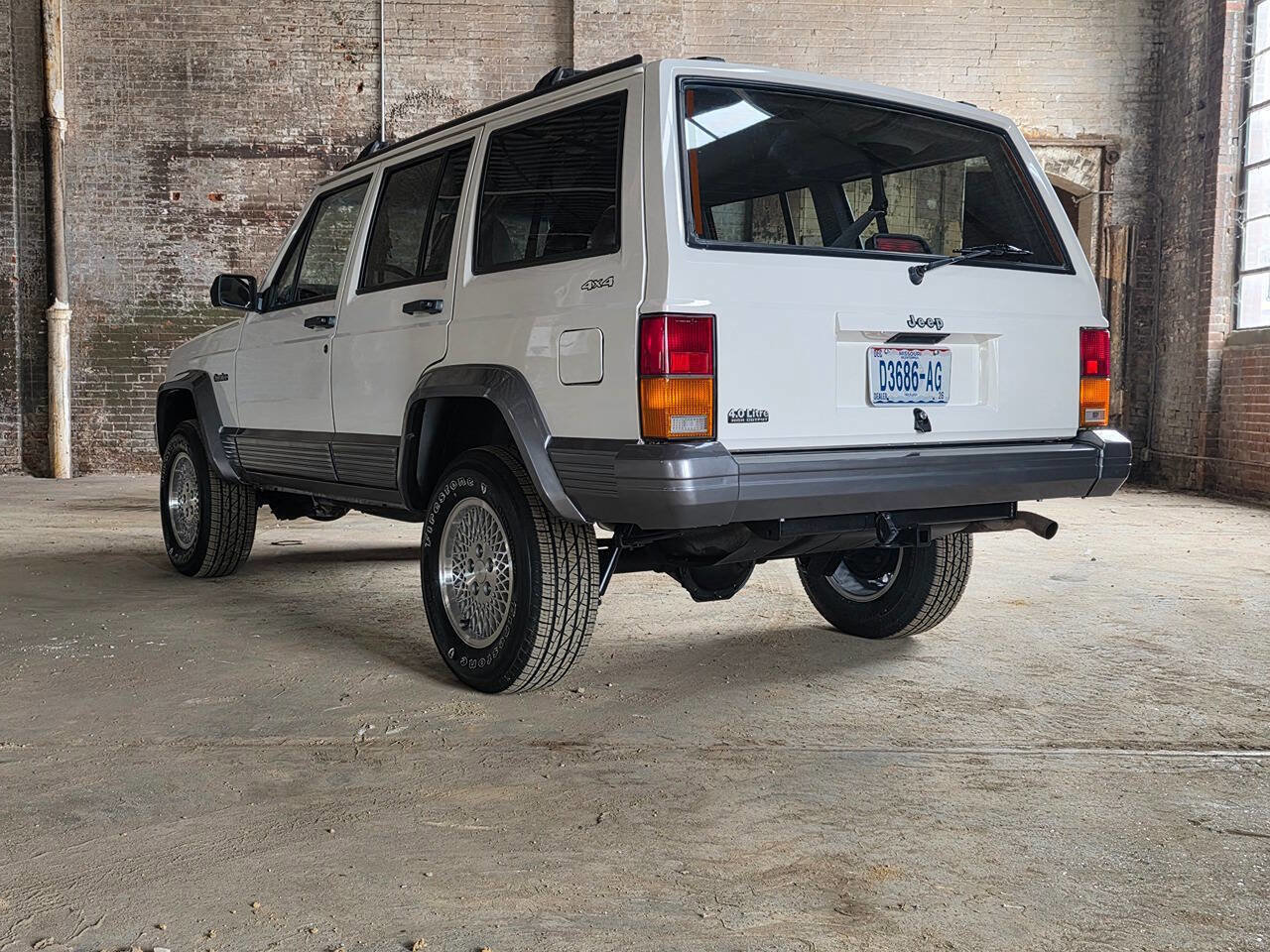 Used 1996 Jeep Cherokee 4WD 4-Door image 43