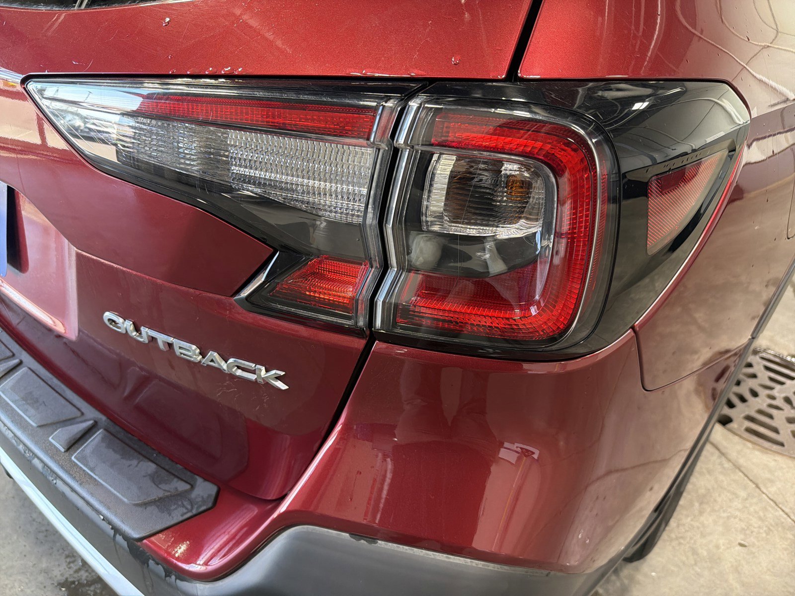 Used 2020 Subaru Outback Limited AWD/4WD image 10