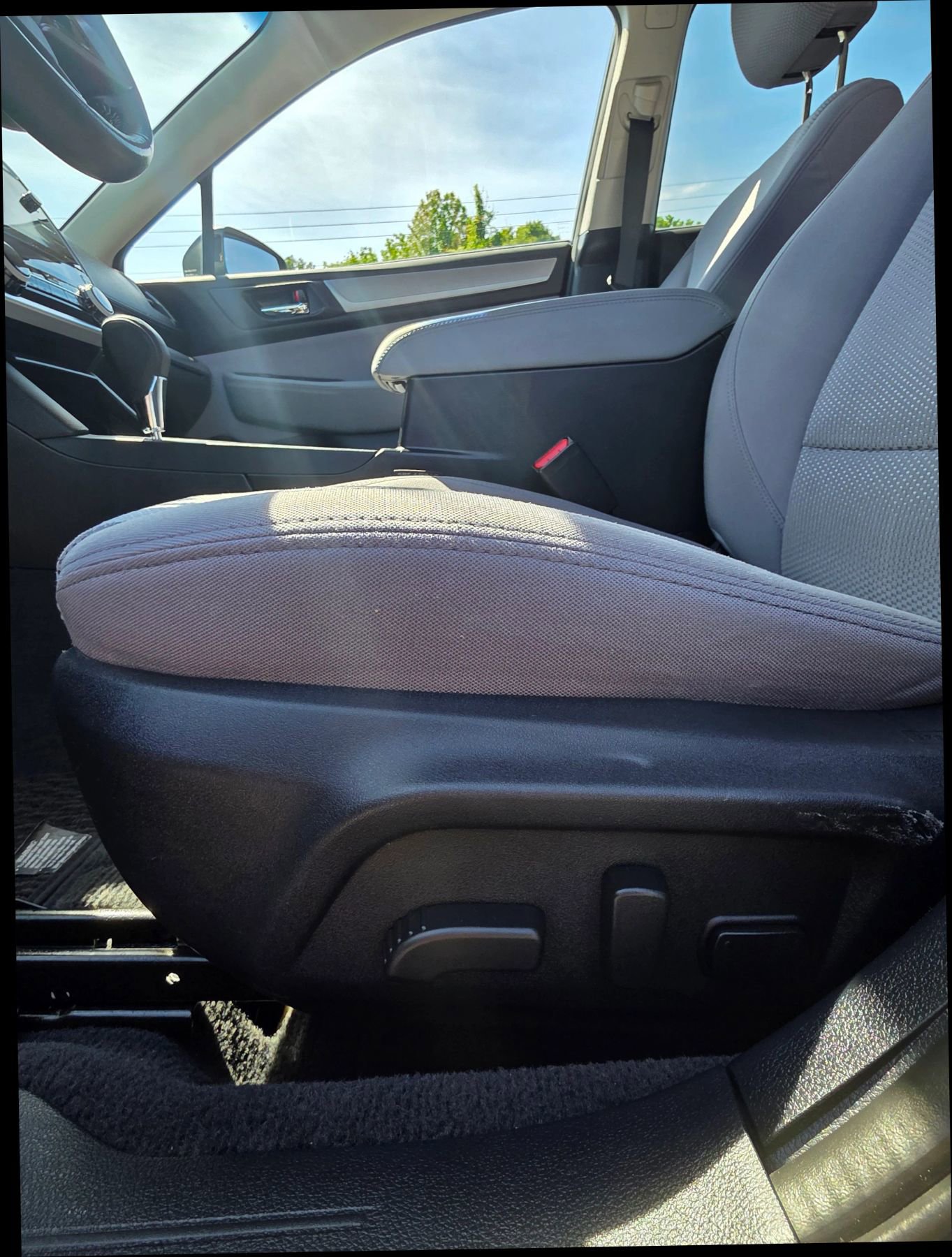 Used 2019 Subaru Outback 2.5i Premium image 8