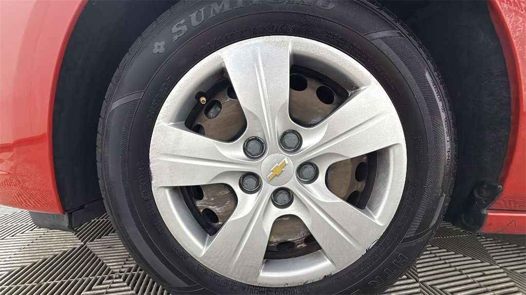 Used 2018 Chevrolet Cruze LS image 33