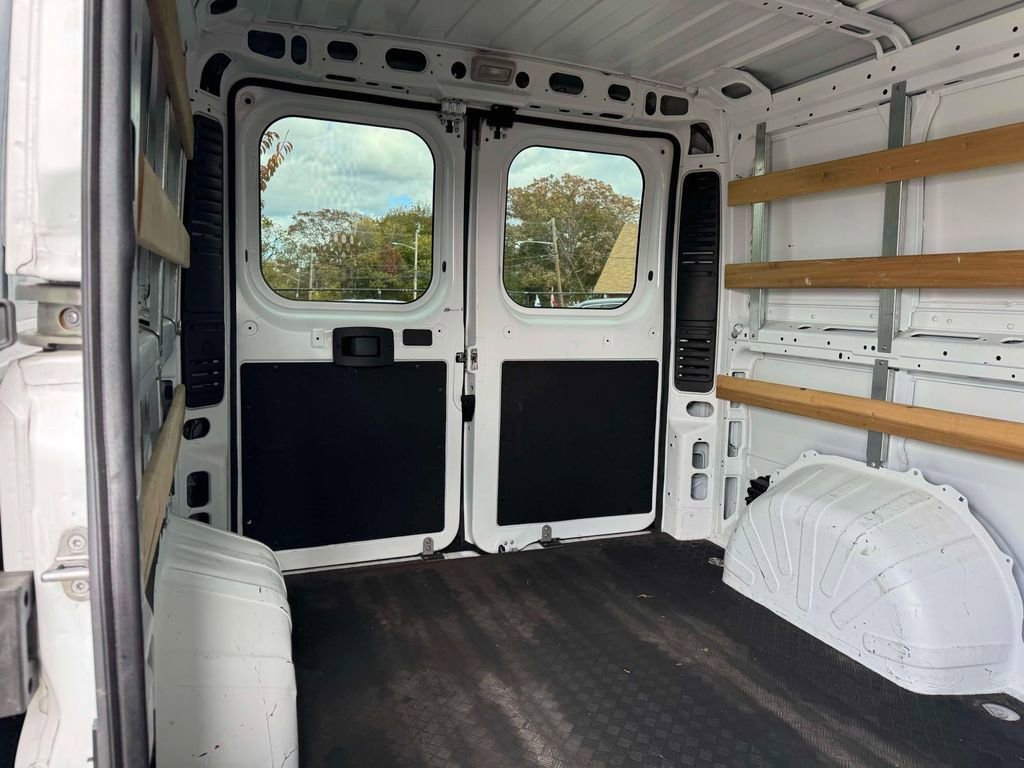 Used 2023 RAM ProMaster 2500 image 50