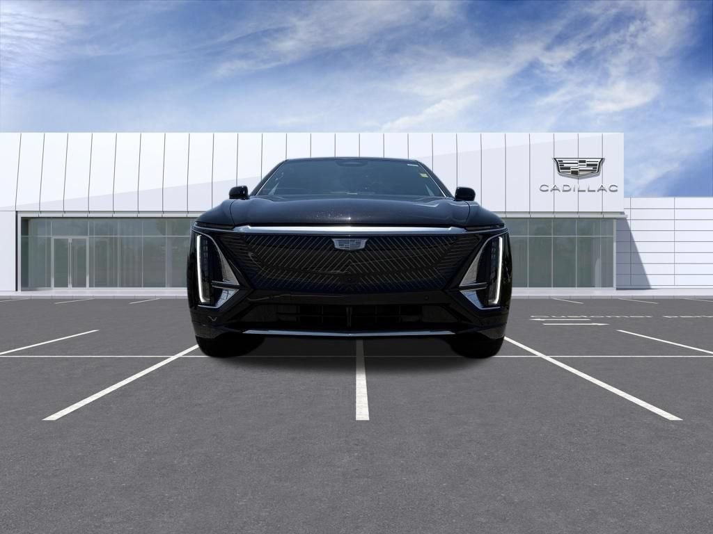 Certified 2024 Cadillac Lyriq Luxury AWD/4WD image 7