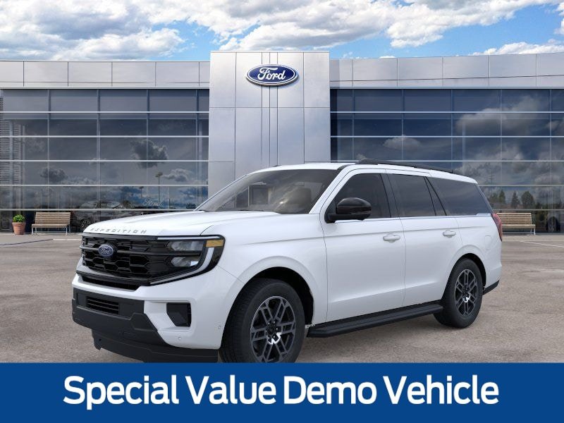 New 2026 Ford Expedition Active RWD image 1