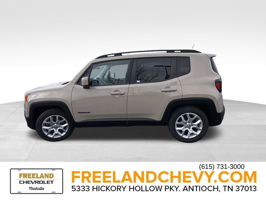 Used 2016 Jeep Renegade Latitude image 6