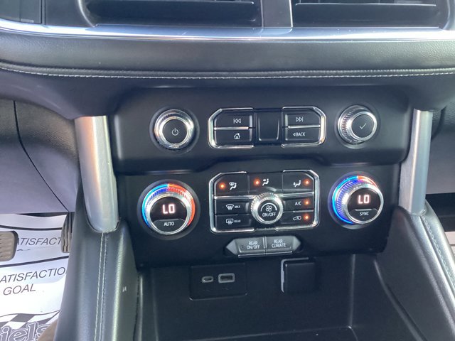 Used 2022 GMC Yukon XL SLE image 16