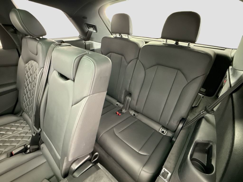Used 2023 Audi SQ7 Prestige w/ Prestige Package image 22