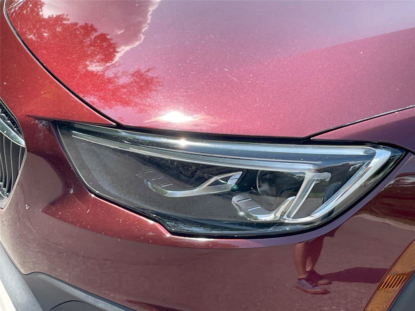 Used 2018 Buick Regal Preferred w/ Sights and Sounds Package AWD/4WD image 9