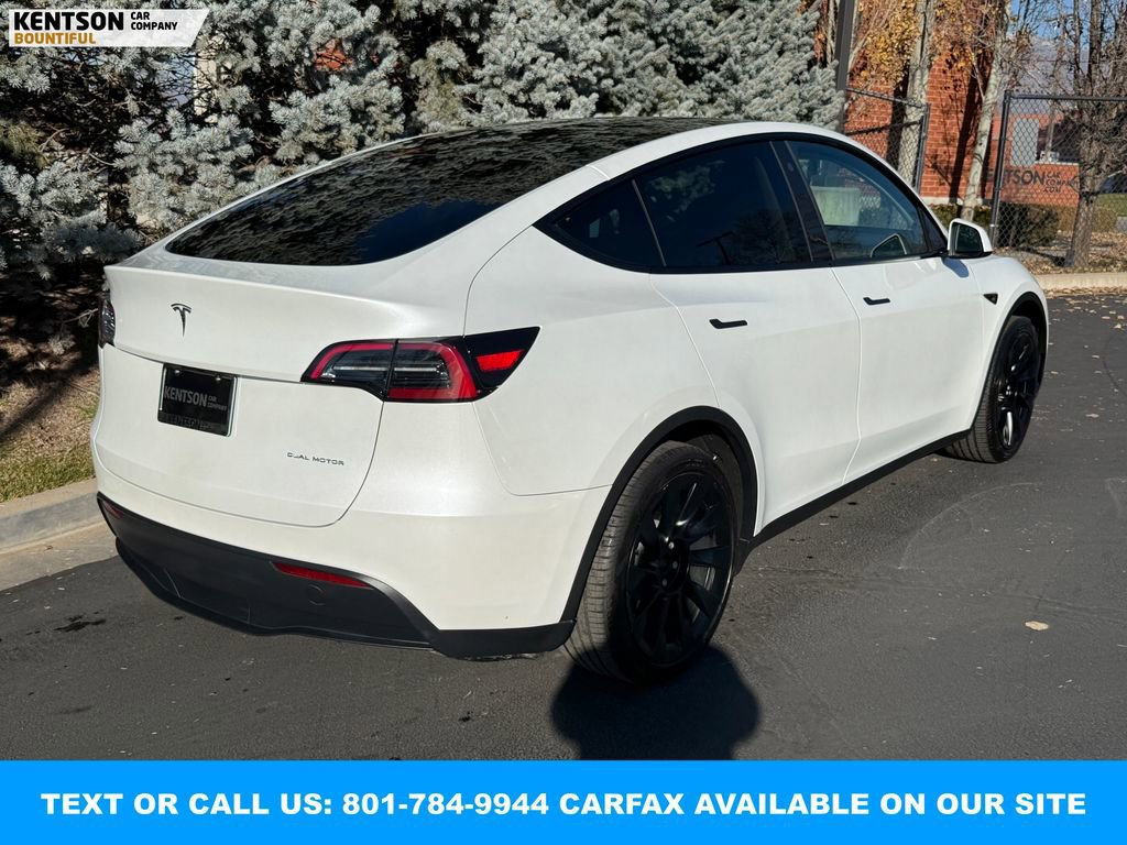 Used 2023 Tesla Model Y Long Range image 8