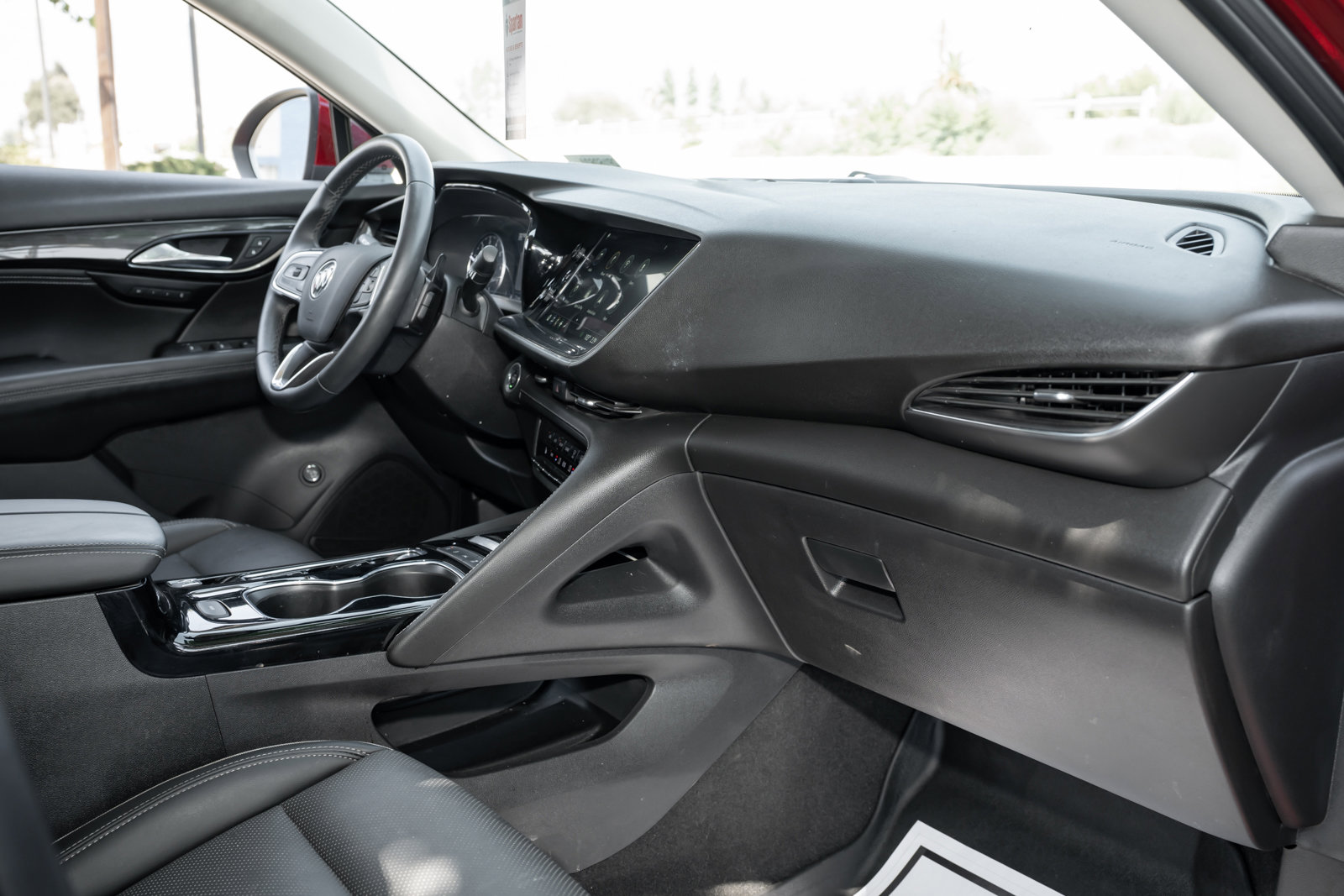 Used 2023 Buick Envision Essence image 42