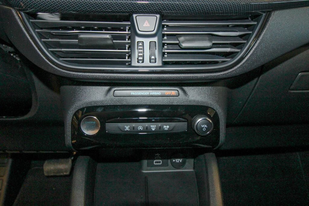 New 2026 Ford Escape ST-Line w/ Tech Pack #1 AWD/4WD image 31
