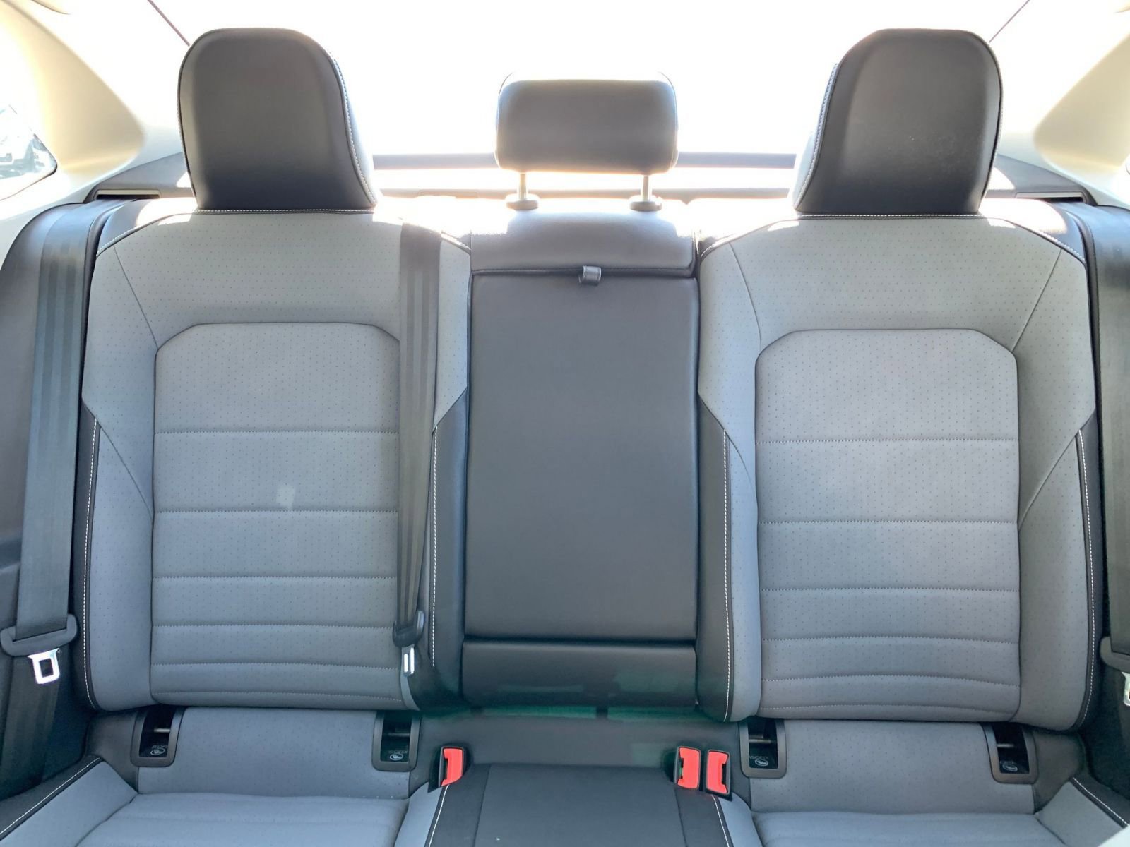 Used 2025 Volkswagen Jetta SE image 37