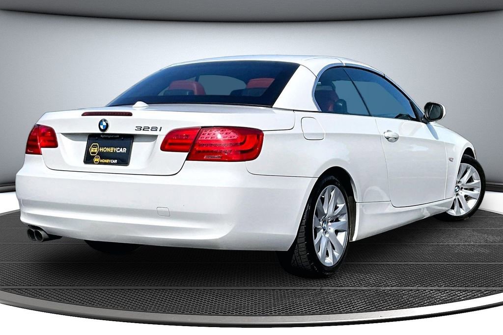 Used 2011 BMW 328i Convertible RWD image 6