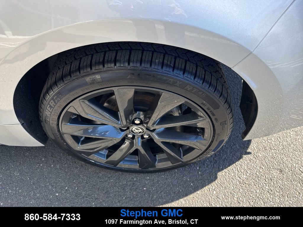 Used 2023 Toyota Corolla SE w/ Carpet Mat Package (TMS) image 9