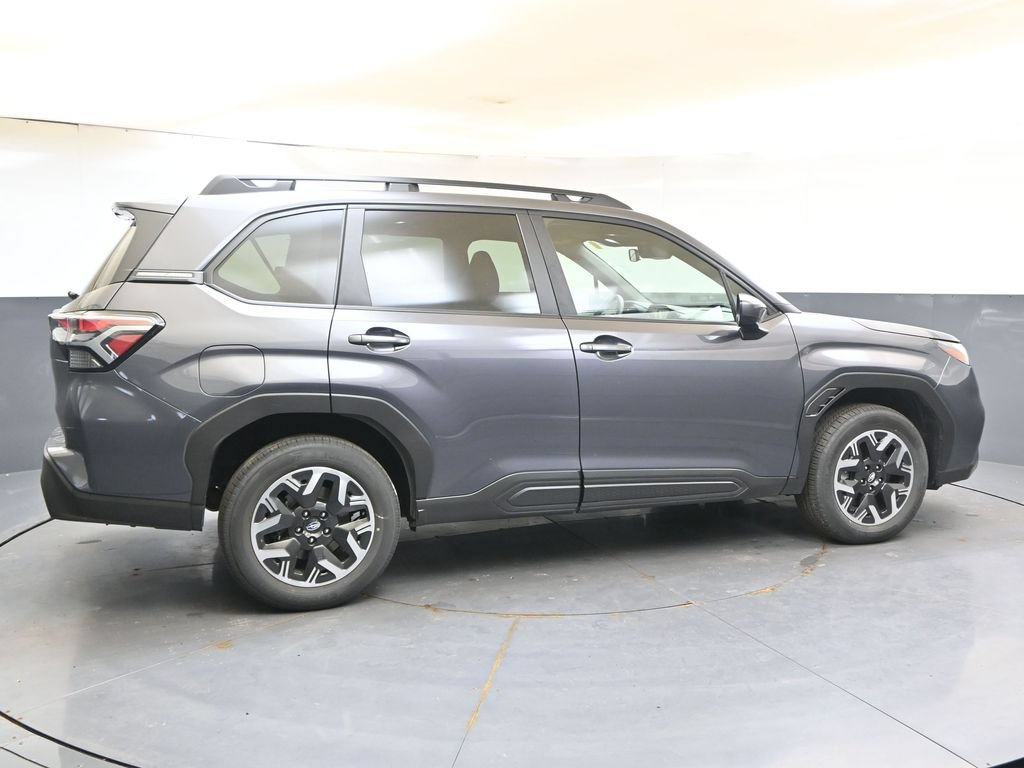 Certified 2025 Subaru Forester Premium AWD/4WD image 6