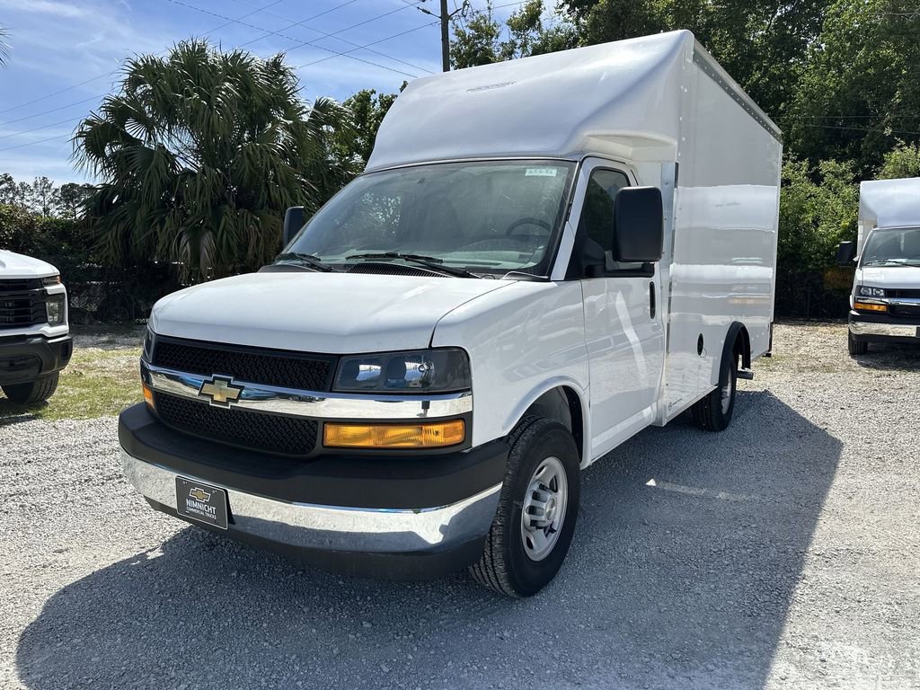 New 2025 Chevrolet Express 3500 w/ Power Convenience Package image 12