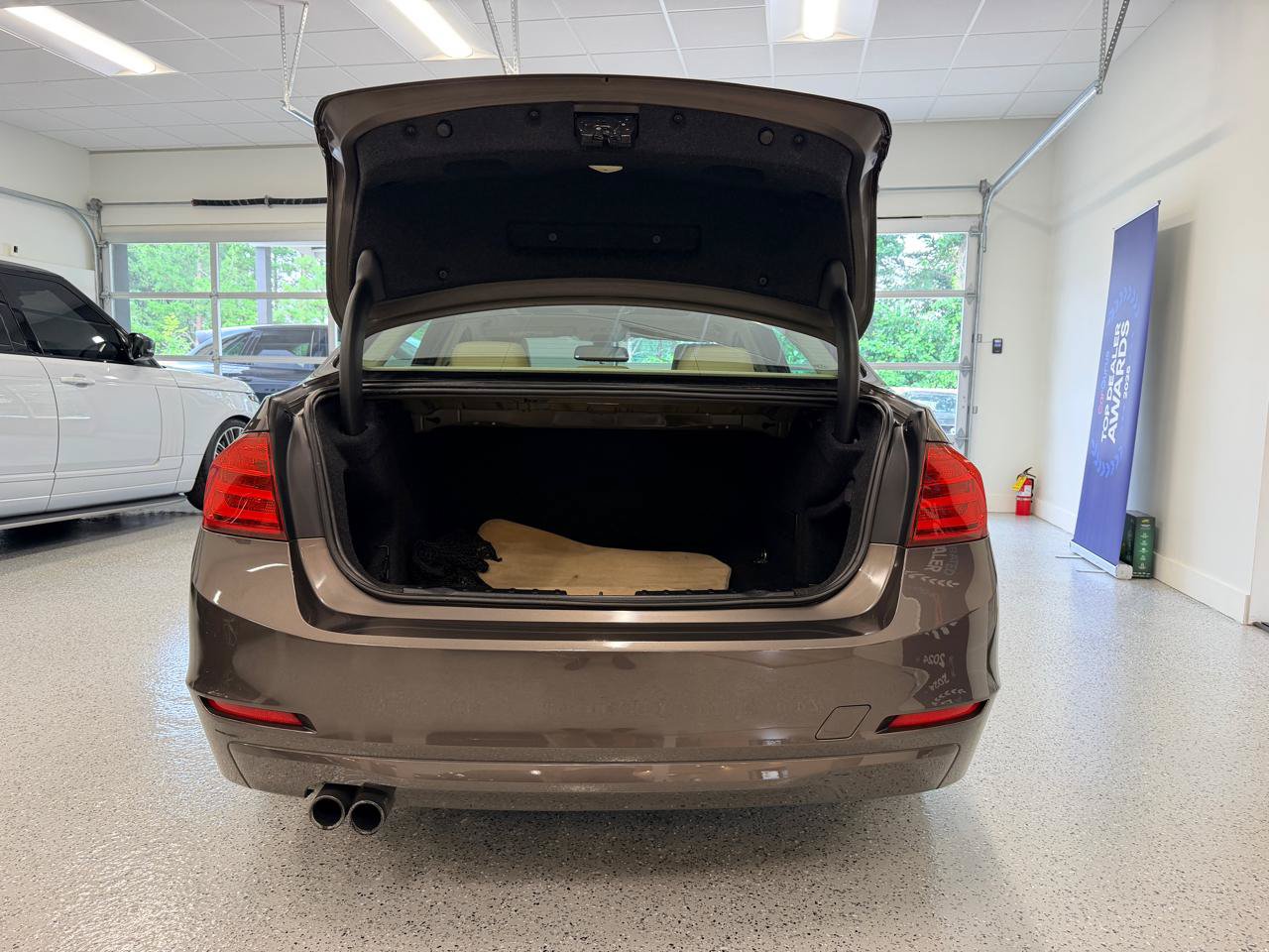 Used 2012 BMW 328i Sedan RWD image 22