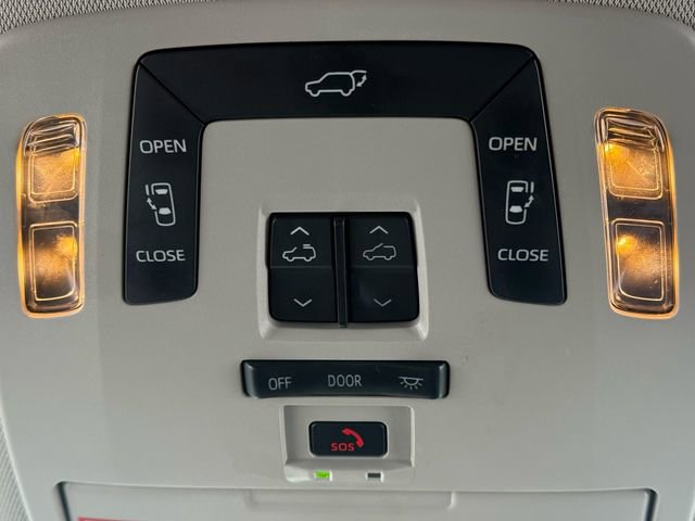 Certified 2021 Toyota Sienna XLE image 25