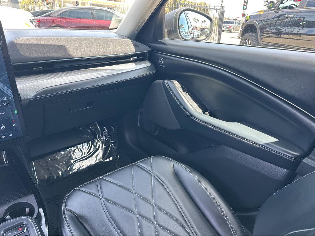 Used 2021 Ford Mustang Mach-E Select RWD image 18