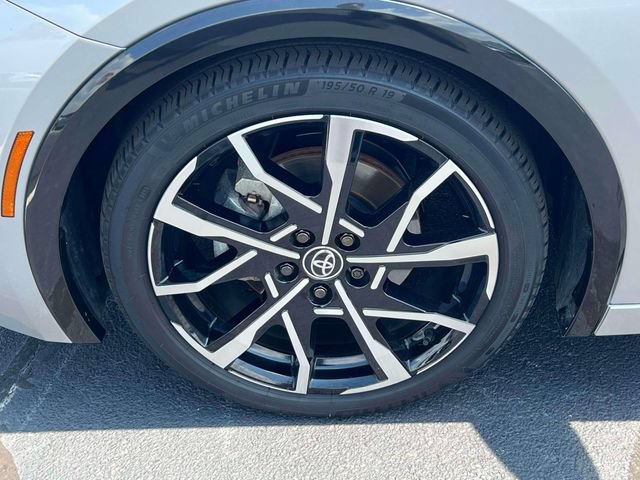 Certified 2023 Toyota Prius Prime FWD image 7