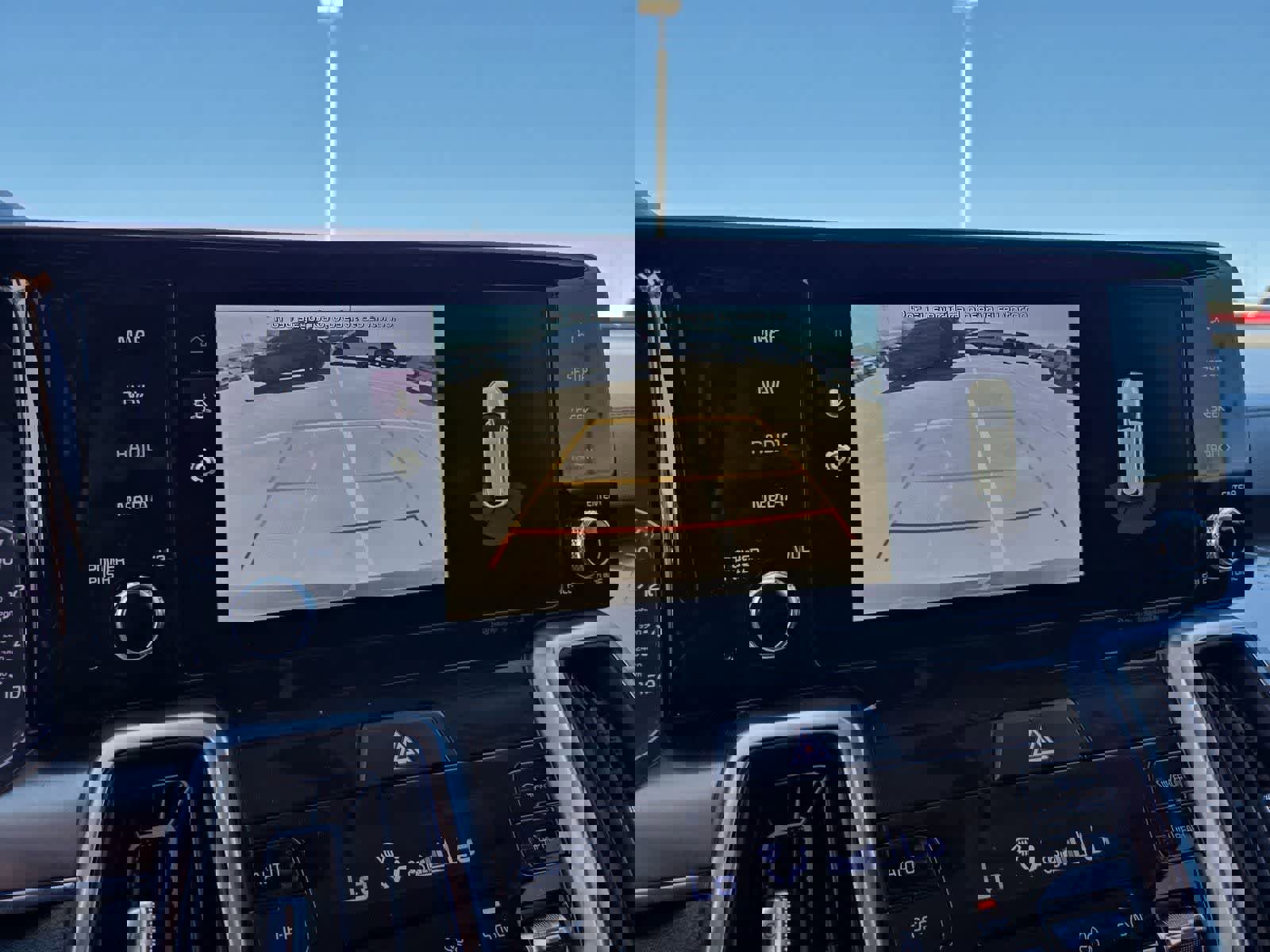 Used 2022 Kia Sorento S image 27