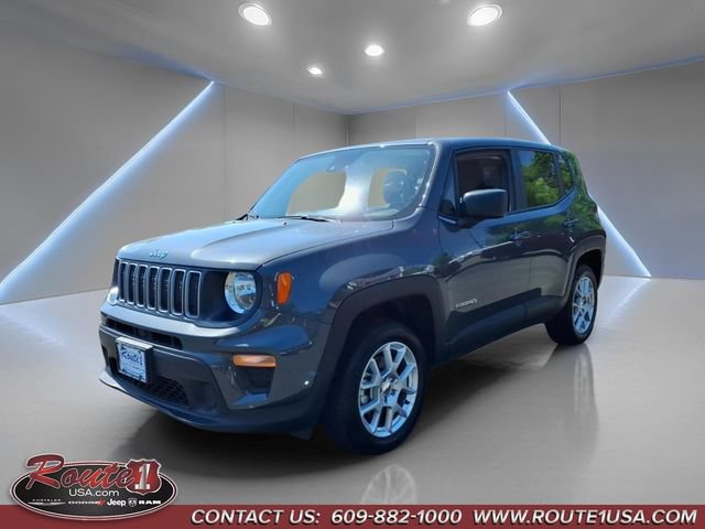 Used 2023 Jeep Renegade Latitude AWD/4WD image 8