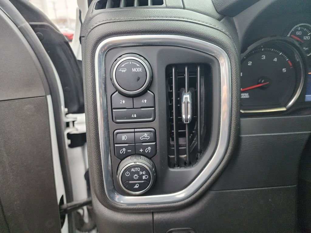 Certified 2022 Chevrolet Silverado 3500 LT w/ Convenience Package image 27