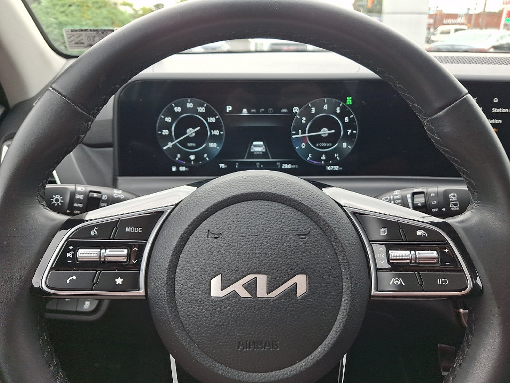 Used 2024 Kia Seltos EX AWD/4WD image 21