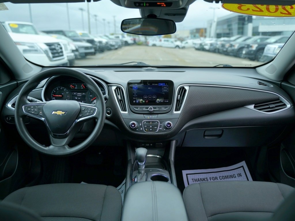 Used 2023 Chevrolet Malibu LT image 11