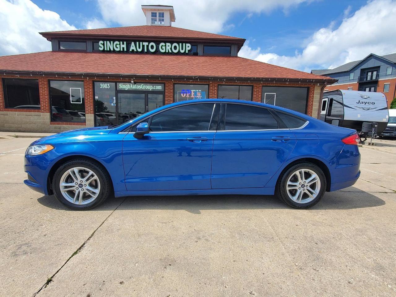 Used 2018 Ford Fusion SE FWD image 5