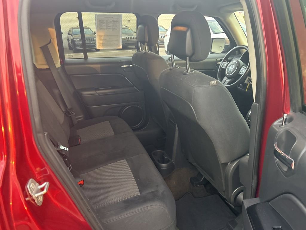 Used 2014 Jeep Patriot Latitude image 21
