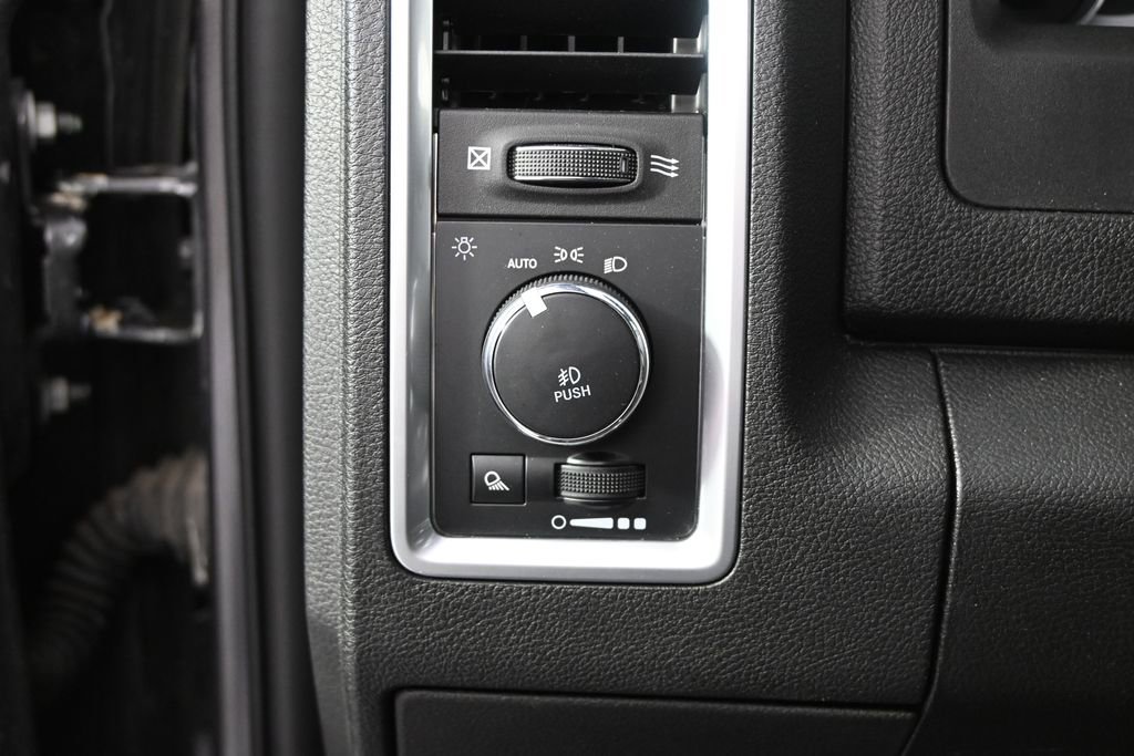 Used 2024 RAM 1500 Classic Warlock AWD/4WD image 23