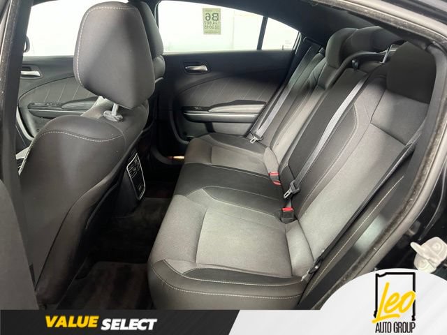 Used 2015 Dodge Charger SXT AWD/4WD image 9