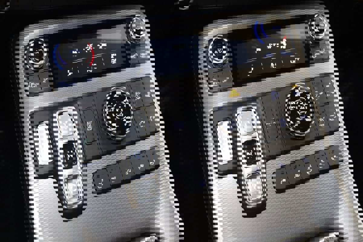 Used 2024 Hyundai Palisade Calligraphy image 29