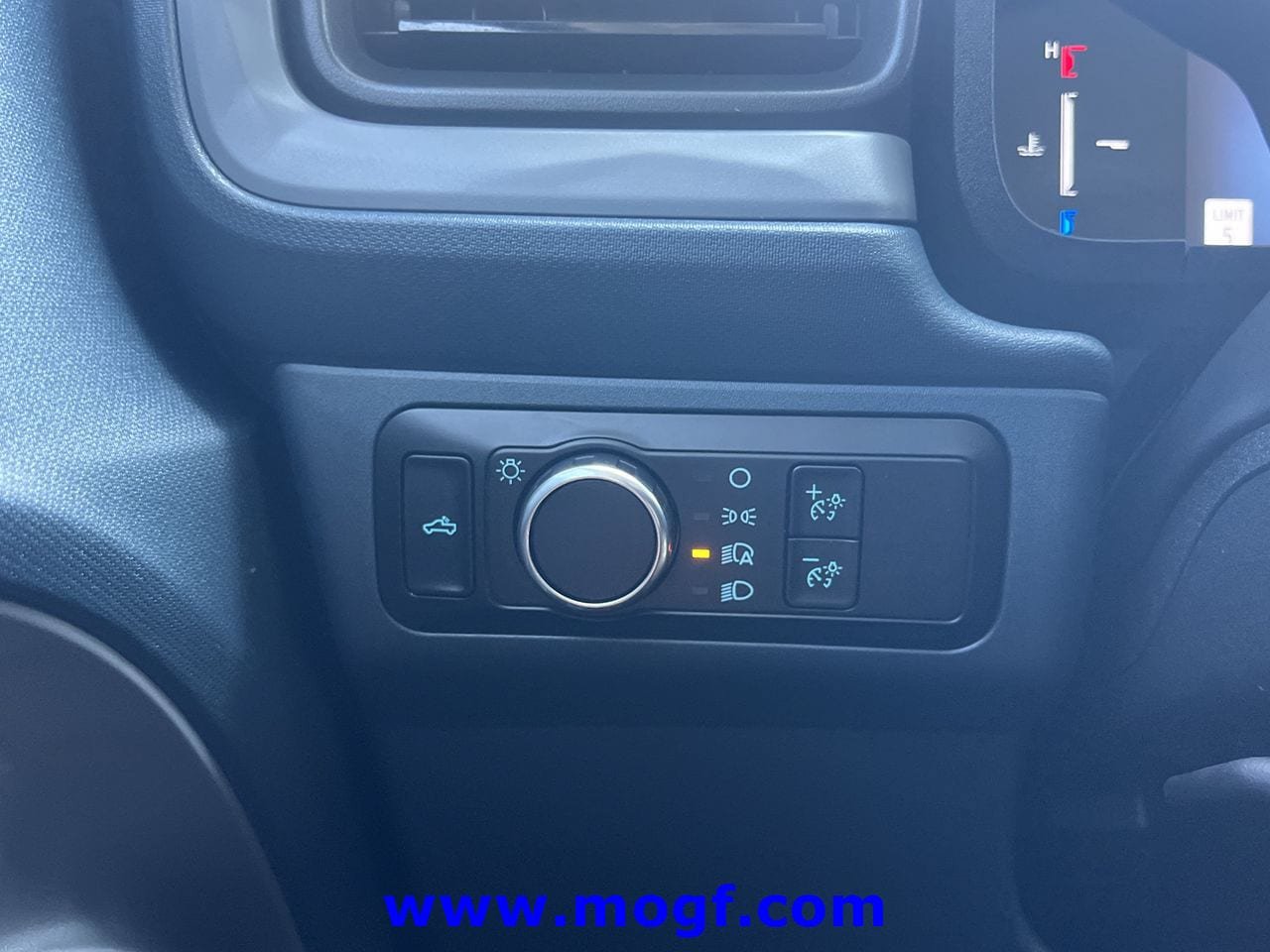 Used 2025 Ford Maverick Tremor AWD/4WD image 17