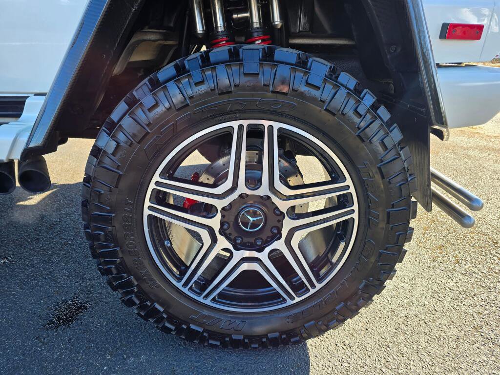 Used 2018 Mercedes-Benz G 550 Squared image 20