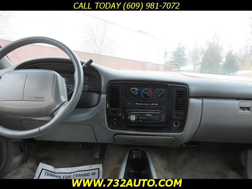 Used 1995 Chevrolet Impala SS image 17