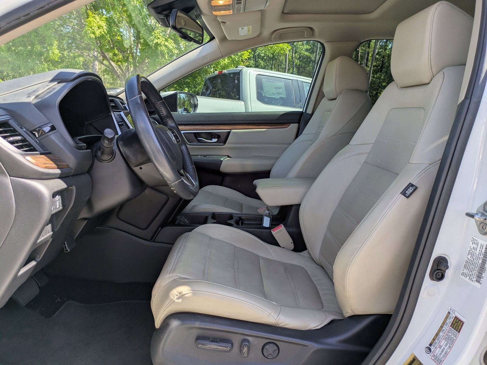 Used 2019 Honda CR-V Touring image 11