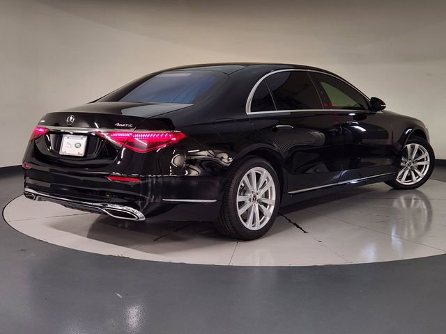 Used 2025 Mercedes-Benz S 500 4MATIC image 2